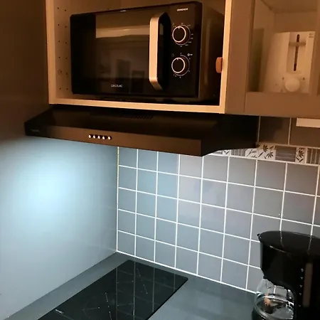 A La Vallee Heureuse *