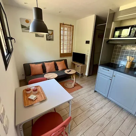 A La Vallee Heureuse Apartament *