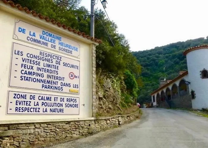 A La Vallee Heureuse *